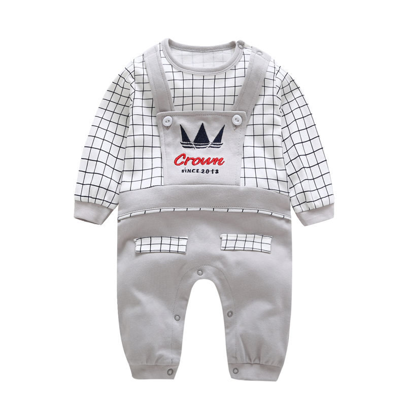 New born baby clothes